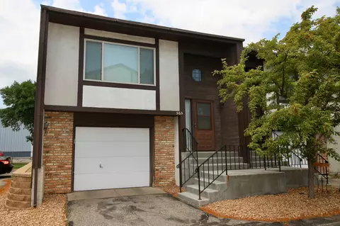 565 2nd Ave S, Waite Park, MN 56387
