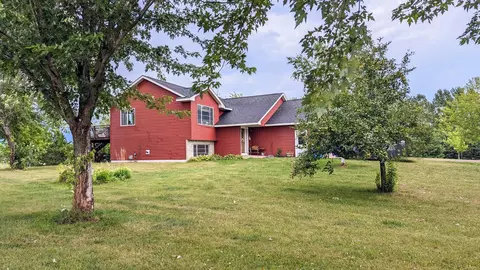 7411 Timber Rdg, Rush City, MN 55069
