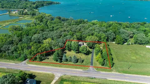16788 Shady Oak Ln, Waterville, MN 56096