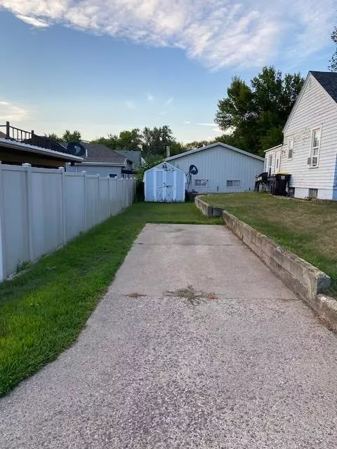138 11th St, Windom, MN 56101 photo 21