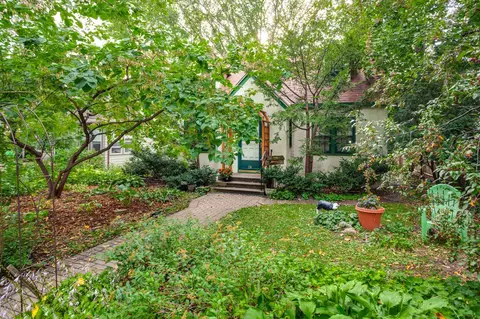 134 Warwick St SE, Minneapolis, MN 55414