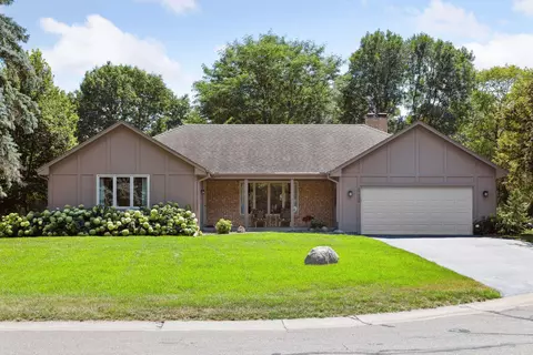 17125 29th Ave N, Plymouth, MN 55447