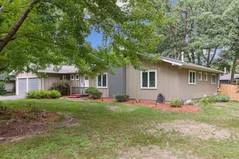 1305 18th St SW, Austin, MN 55912
