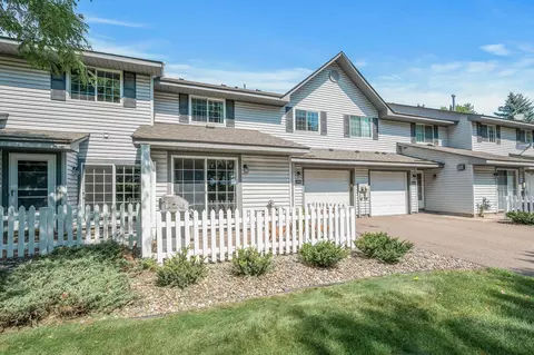 2599 Bedford Ct, Mendota Heights, MN 55120