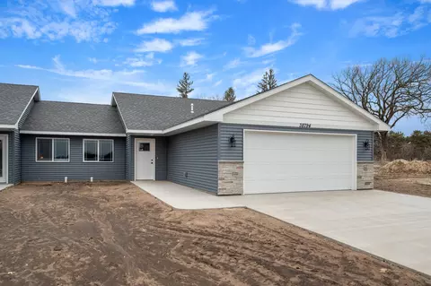 38854 Maple Ct, North Branch, MN 55056