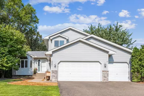 3301 Quarry Ave, Anoka, MN 55303