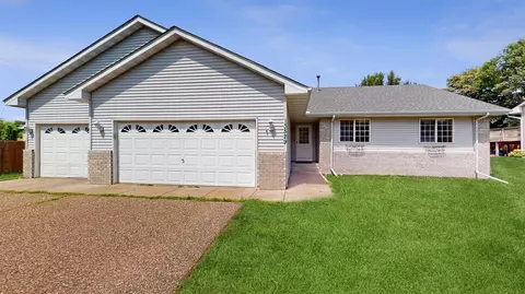 13529 Riverview Dr NW, Elk River, MN 55330