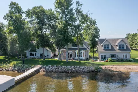 1389 Hillview Forest Rd, East Gull Lake, MN 56401