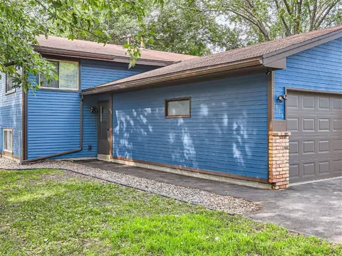 858 126th Ave NE, Blaine, MN 55434