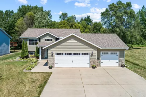 1279 Bellflower Ln, Owatonna, MN 55060