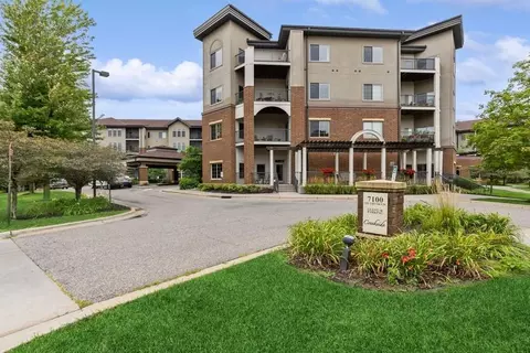 7100 Metro Blvd #216, Edina, MN 55439