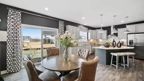18175 Hideaway Trl, Lakeville, MN 55044