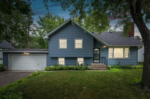 246 N Star Ln, Circle Pines, MN 55014