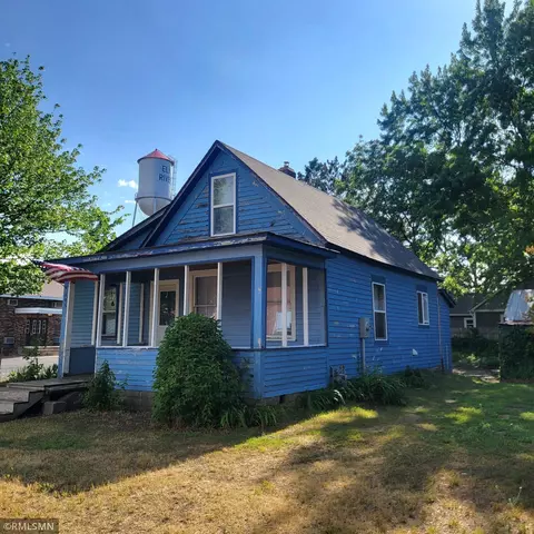 445 Irving Ave NW, Elk River, MN 55330
