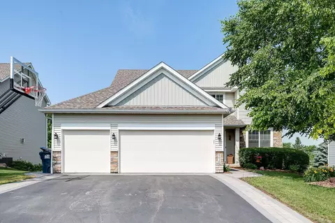1626 Friesian St, Shakopee, MN 55379