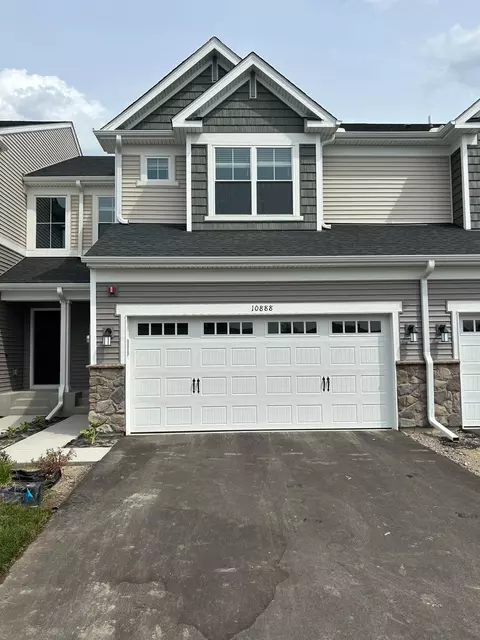 10888 Dunkirk Cir N, Maple Grove, MN 55369