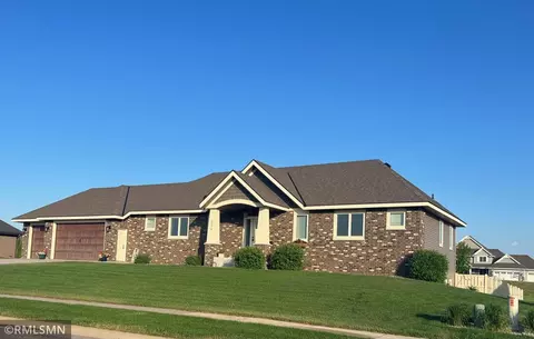 3574 Wildflower Rd S, Saint Cloud, MN 56301