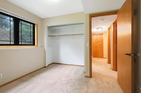 4687 Beacon Hill Rd, Eagan, MN 55122 photo 24