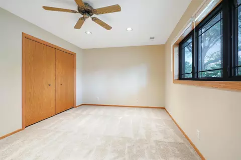 4687 Beacon Hill Rd, Eagan, MN 55122 photo 19