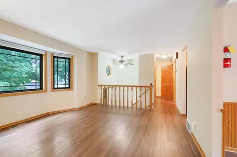 4687 Beacon Hill Rd, Eagan, MN 55122 photo 7