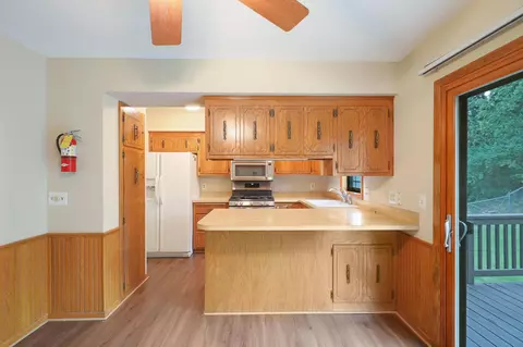 4687 Beacon Hill Rd, Eagan, MN 55122 photo 11