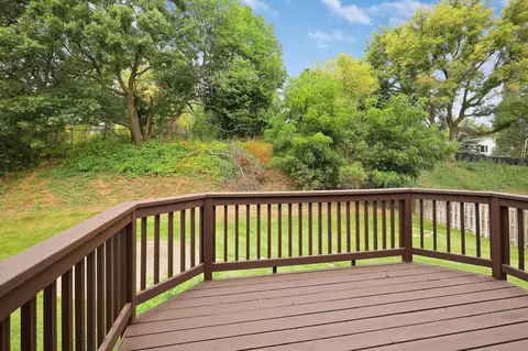 4687 Beacon Hill Rd, Eagan, MN 55122 photo 32