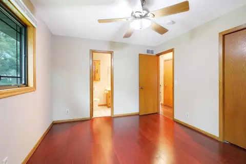 4687 Beacon Hill Rd, Eagan, MN 55122 photo 17