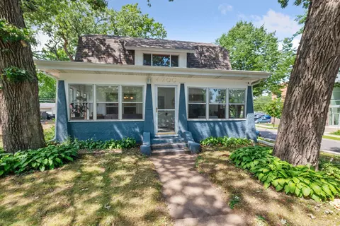 4700 17th Ave S, Minneapolis, MN 55407