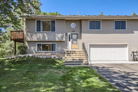 1334 Windcrest Ave, Eagan, MN 55123