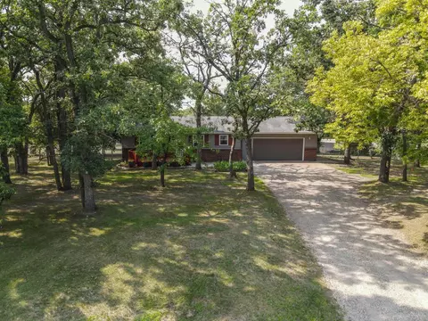 9441 Park Ave NE, Otsego, MN 55330
