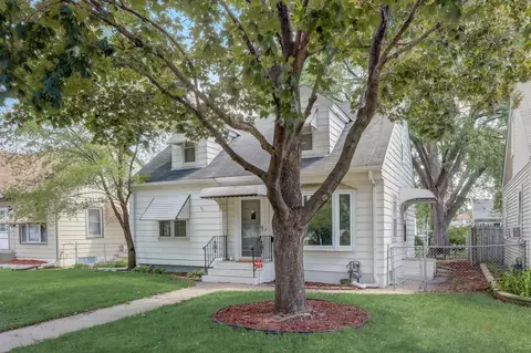 5154 Girard Ave N, Minneapolis, MN 55430