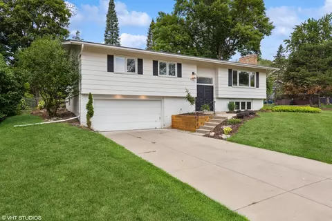 2255 Valders Ave N, Golden Valley, MN 55427