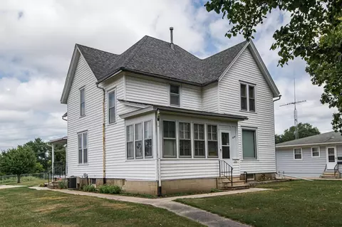 634 Rice Lake St, Owatonna, MN 55060