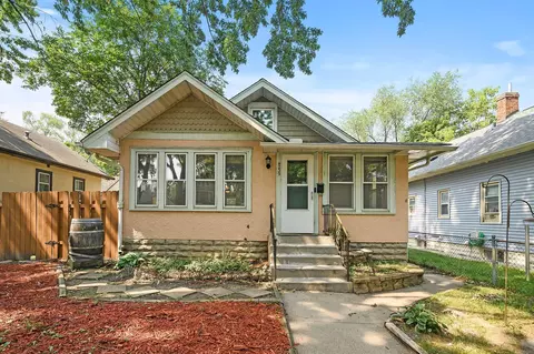 4239 Irving Ave N, Minneapolis, MN 55412