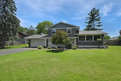 2276 Lakeridge Dr, White Bear Lake, MN 55110