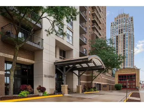 401 S 1st St #109, Minneapolis, MN 55401