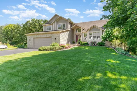 4086 137th St W, Rosemount, MN 55068