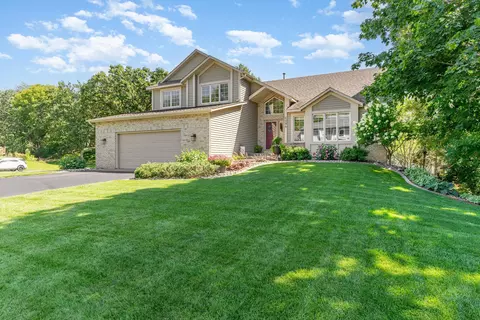 4086 137th St W, Rosemount, MN 55068