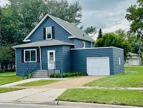 108 2nd St NW, Dilworth, MN 56529