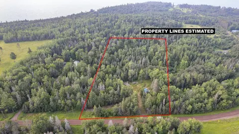 1306 Old North Shore Rd, Duluth Twp, MN 55804