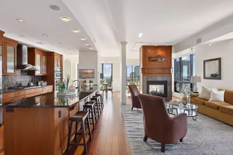 100 3rd Ave S #3503, Minneapolis, MN 55401