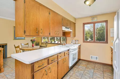 3991 Beryl Rd, Eagan, MN 55122 photo 7