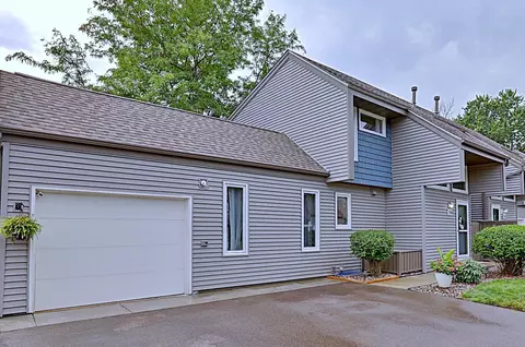 1750 Flamingo Dr, Eagan, MN 55122