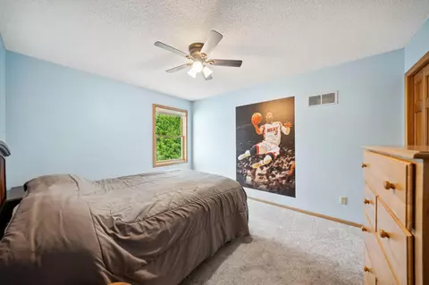 4712 Pebble Beach Way, Eagan, MN 55123 photo 23