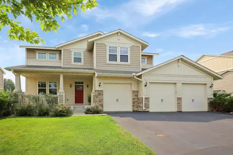 1828 Sugar Maple Ct, Carver, MN 55315