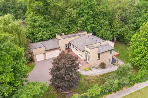 17957 Bearpath Trl, Eden Prairie, MN 55347