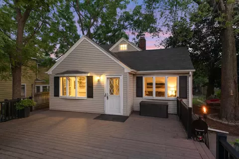 992 Mclean Ave, Saint Paul, MN 55106