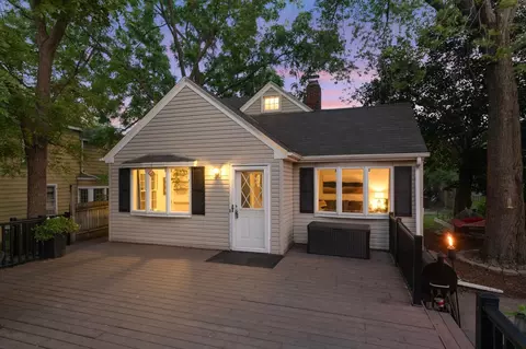 992 Mclean Ave, Saint Paul, MN 55106