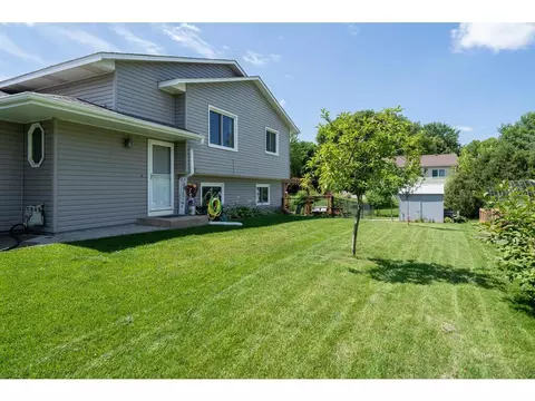 8951 Magnolia Ln N, Maple Grove, MN 55369
