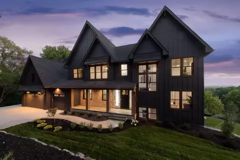 11411 Riverview Rd, Eden Prairie, MN 55347